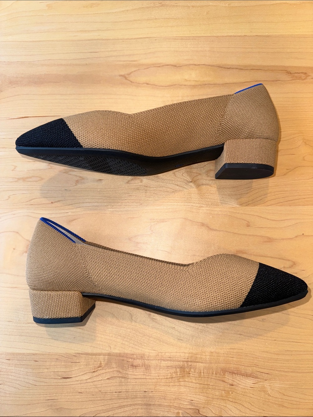 Women’s Rothy’s The High Point - Wren Captoe Heel in Tan size 8.5 NWOT - Picture 3 of 8